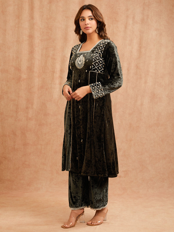 GREEN VELVET ANARKALI KURTA SET