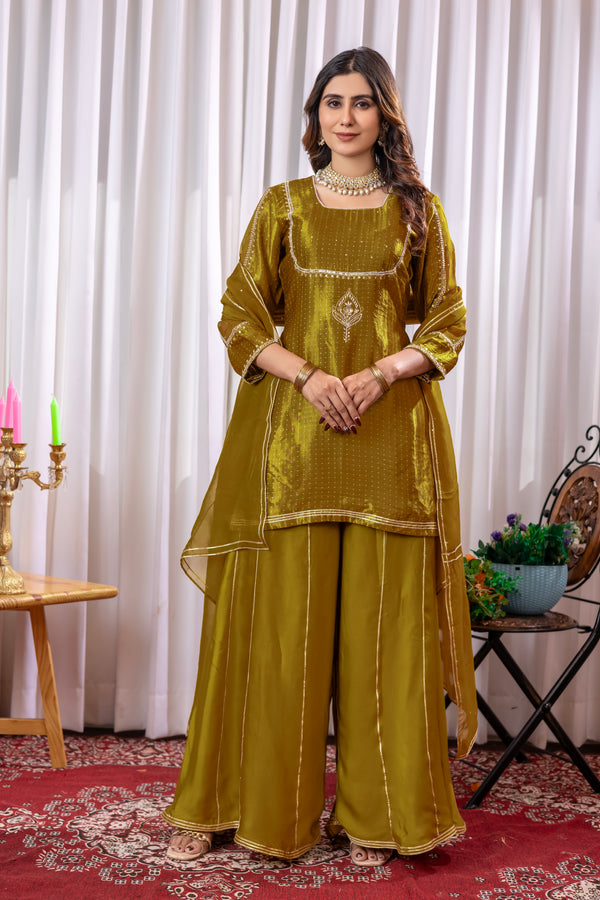 JAGGI BOOTI SILK KURTA SET
