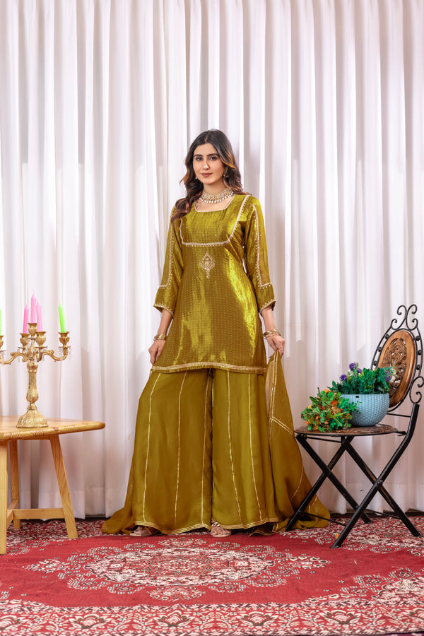 JAGGI BOOTI SILK KURTA SET