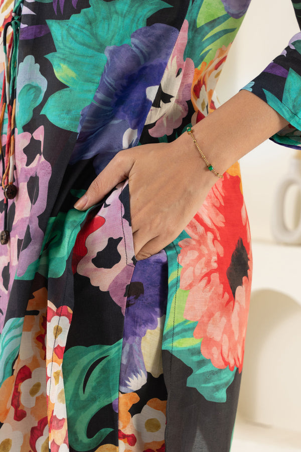 BLACK MYRA FLORAL CO-ORD SET.