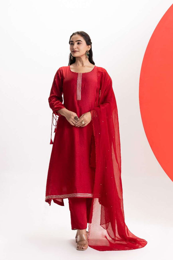 RED SCALLOPED FESTIVE KURTA SET