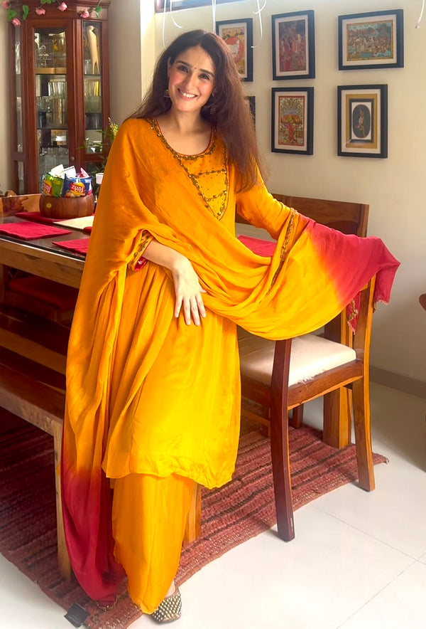 PANKHURI AWASTHI IN ORANGE CHINNON KURTA SET