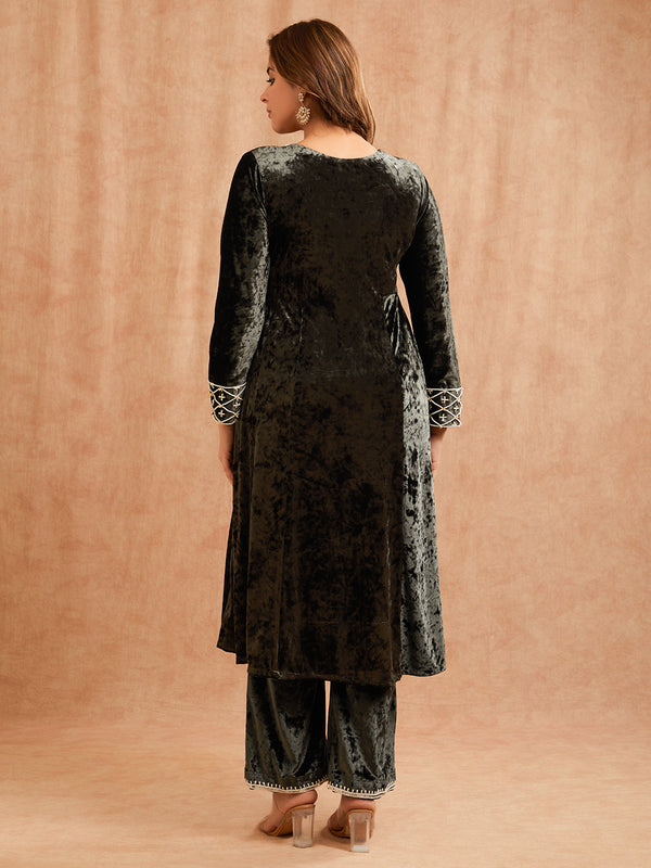 GREEN VELVET ANARKALI KURTA SET