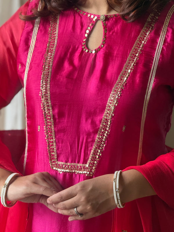 DEEPIKA KEWALRAMANI IN ORGANZA SILK FESTIVE KURTA SET