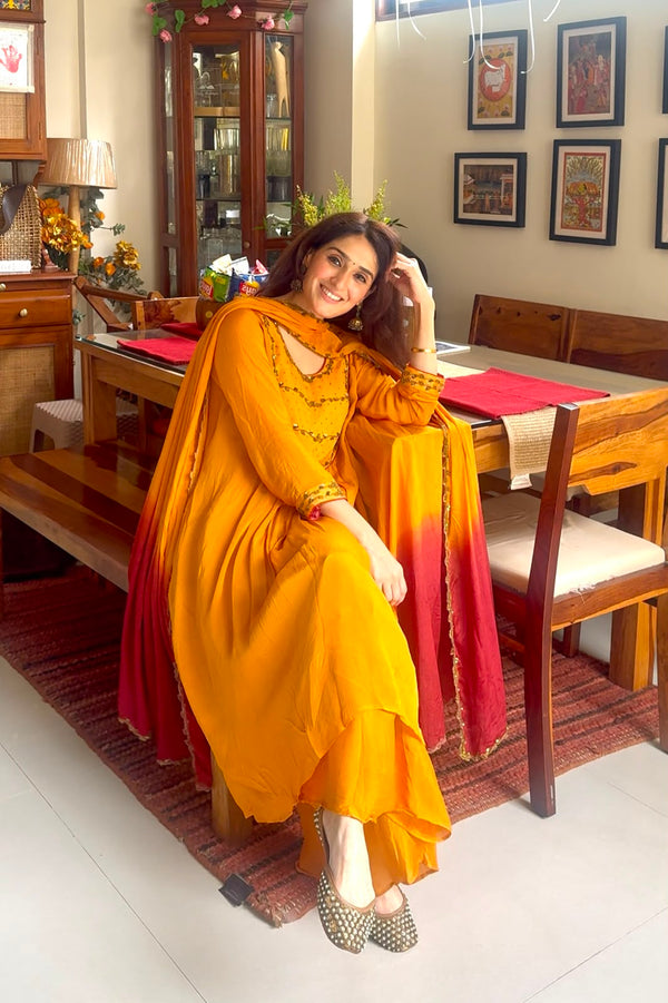 PANKHURI AWASTHI IN ORANGE CHINNON KURTA SET